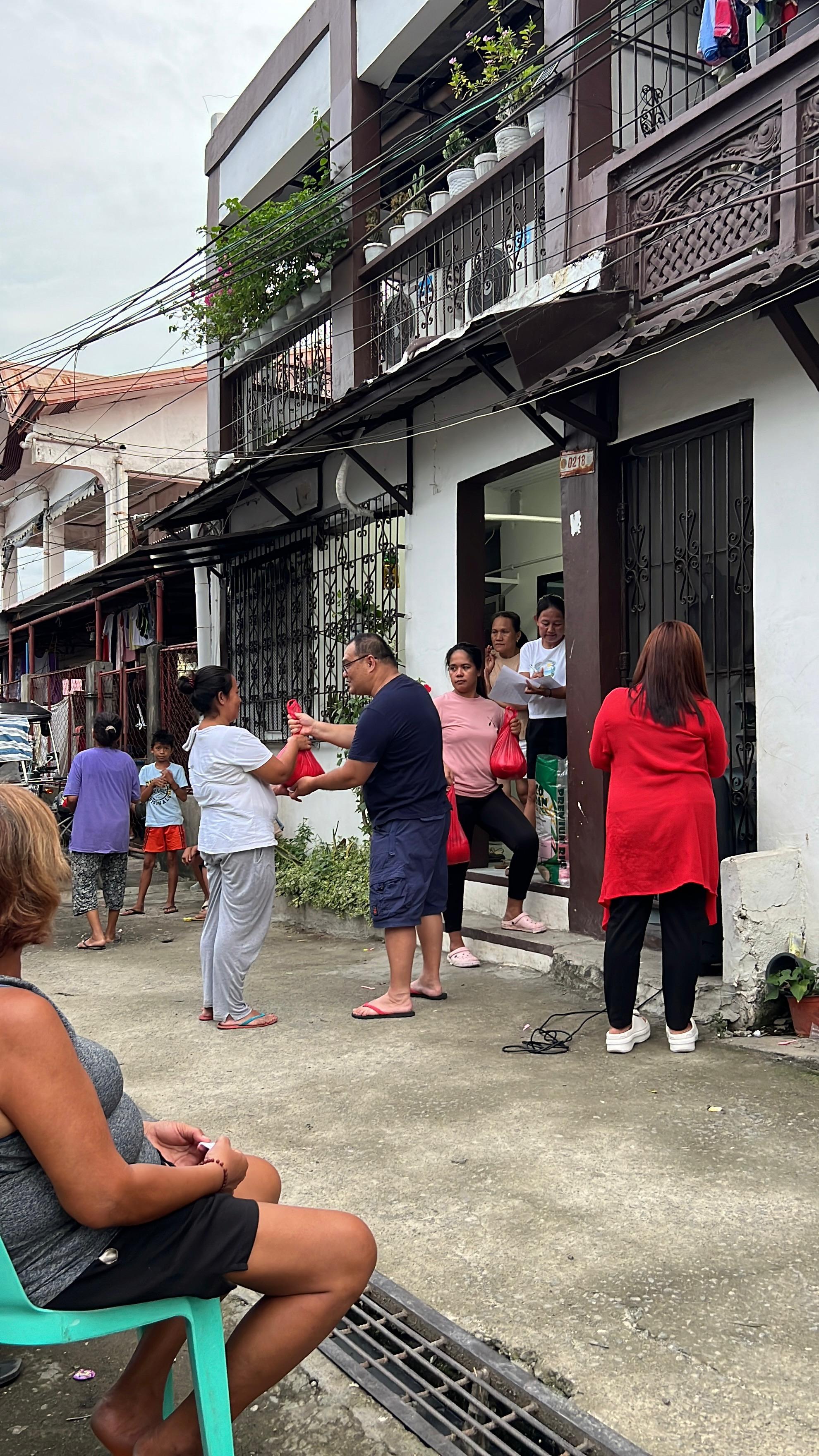 Looc, Calamba Gift Giving 9