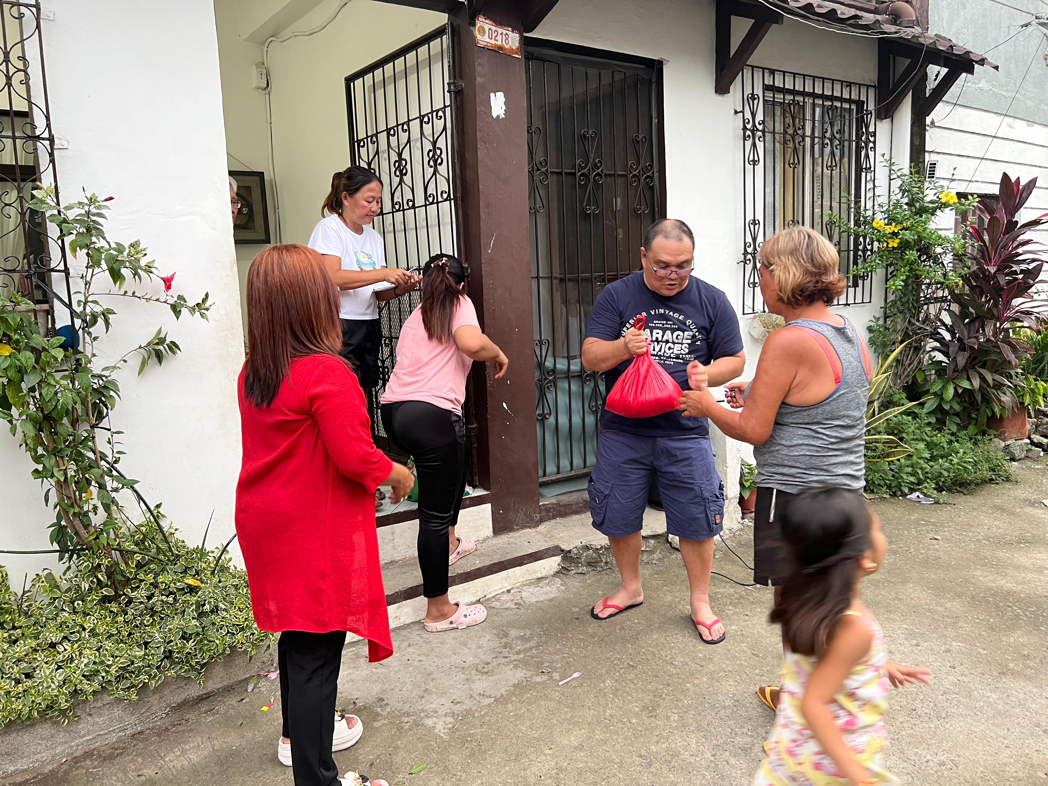 Looc, Calamba Gift Giving 17